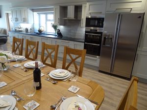 Dining Kitchen- click for photo gallery